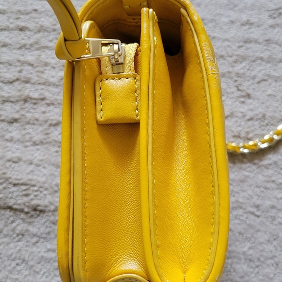 Tory Burch yellow crossbody purse - Picture 4 of 9